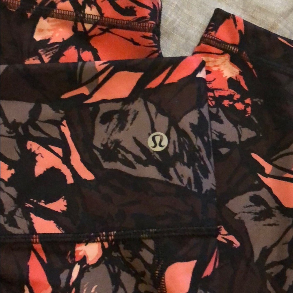 Lululemon 7/8 Leggings in Size 10